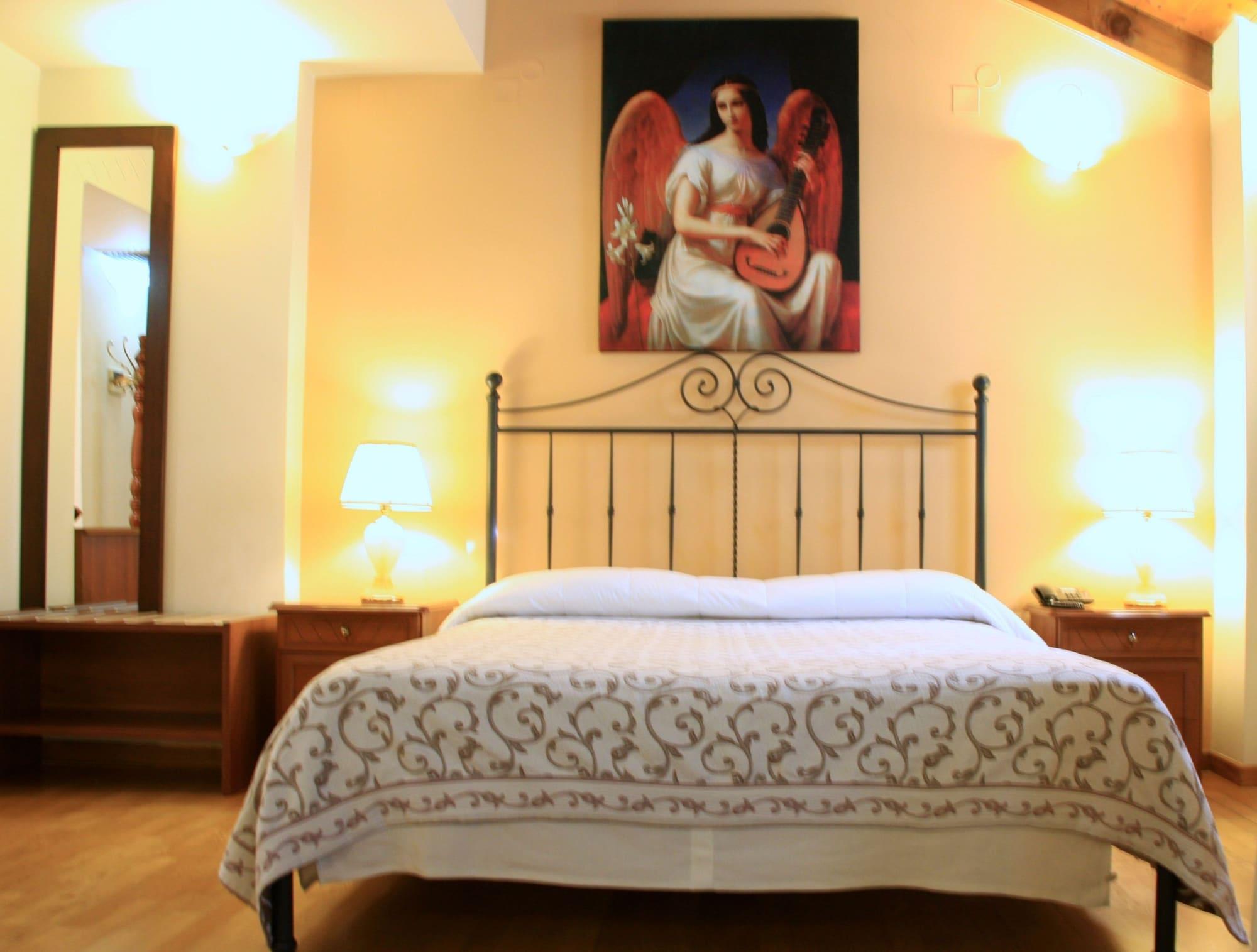 Byzantino Hotel Патри Екстер'єр фото