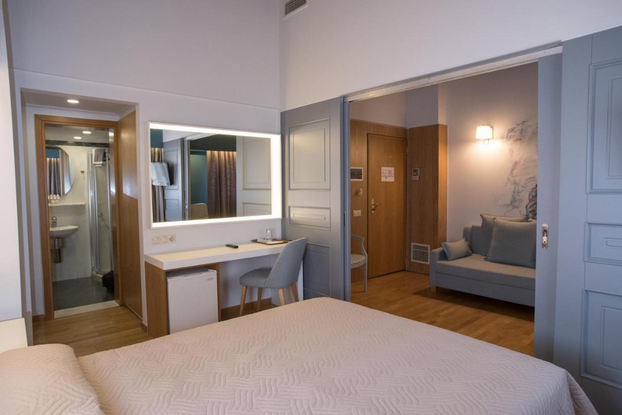 Byzantino Hotel Патри Екстер'єр фото